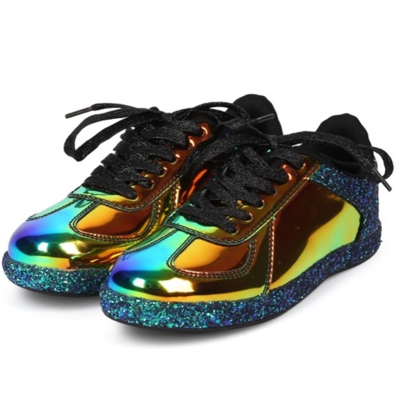Qupid women’s 🌈 hologram lace up Glitter sneakers in size 6 /7 - Picture 3 of 5